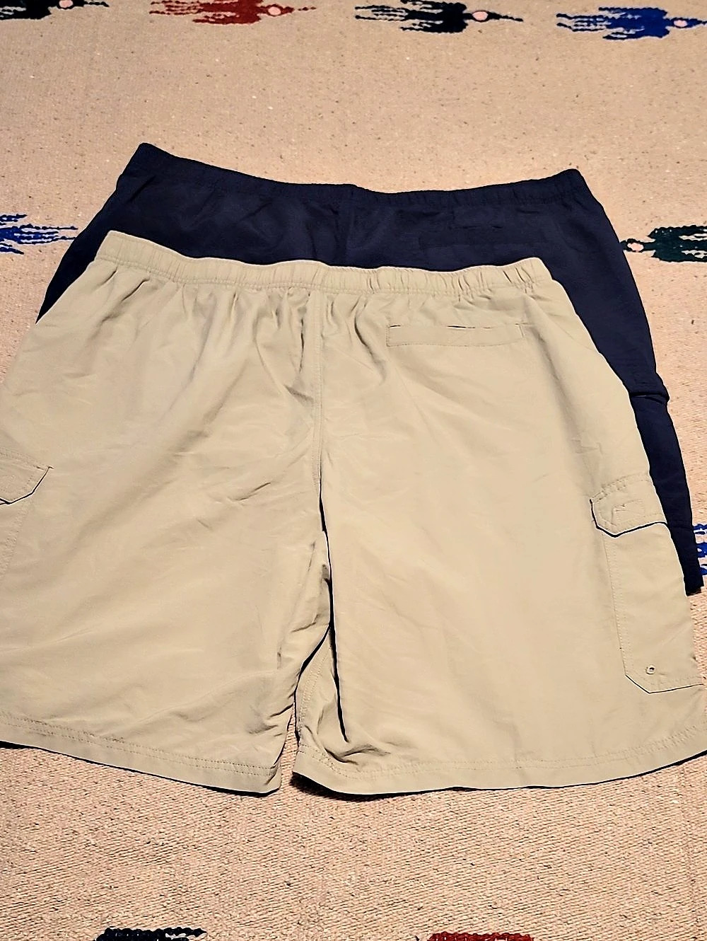 L.L.Bean Men's Classic Supplex Sport Cargo Activewear Swim Shorts Tan & Blue - Picture 12 of 14